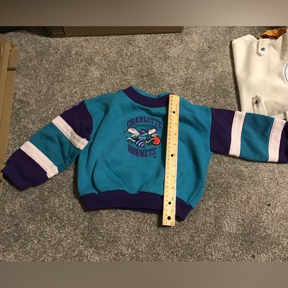 2 onesies and sweater for 18 month 14-18lb baby Disney Tigger, Train & Hornets - Picture 13 of 16